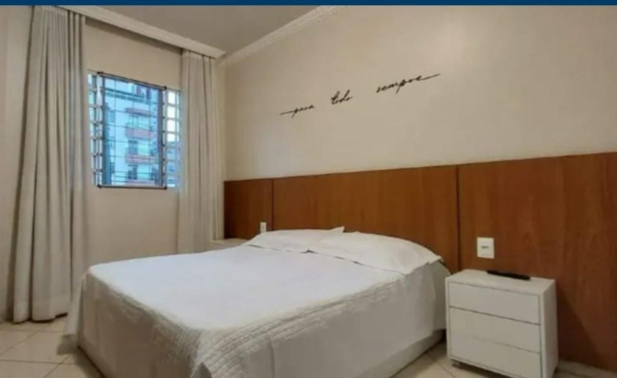 Casa, Santa Cruz Industrial, 3 Quartos, 2 Vagas