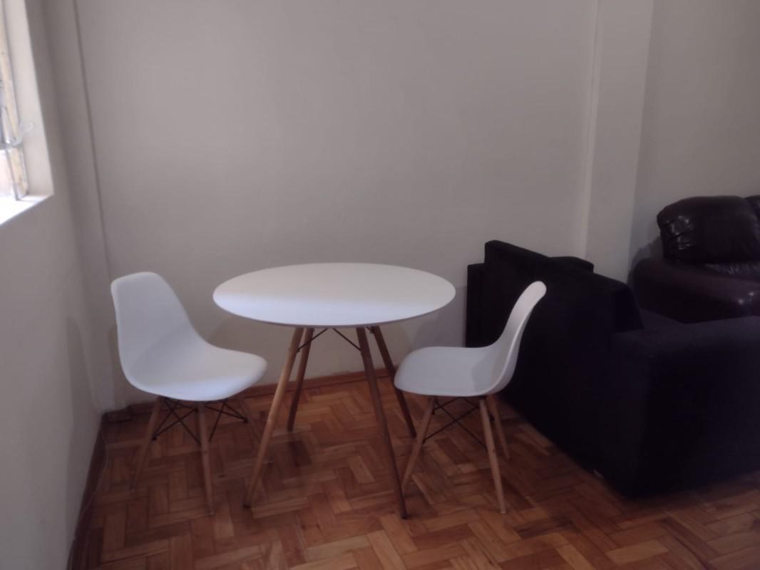 Apartamento, Centro, 2 Quartos, 0 Vaga