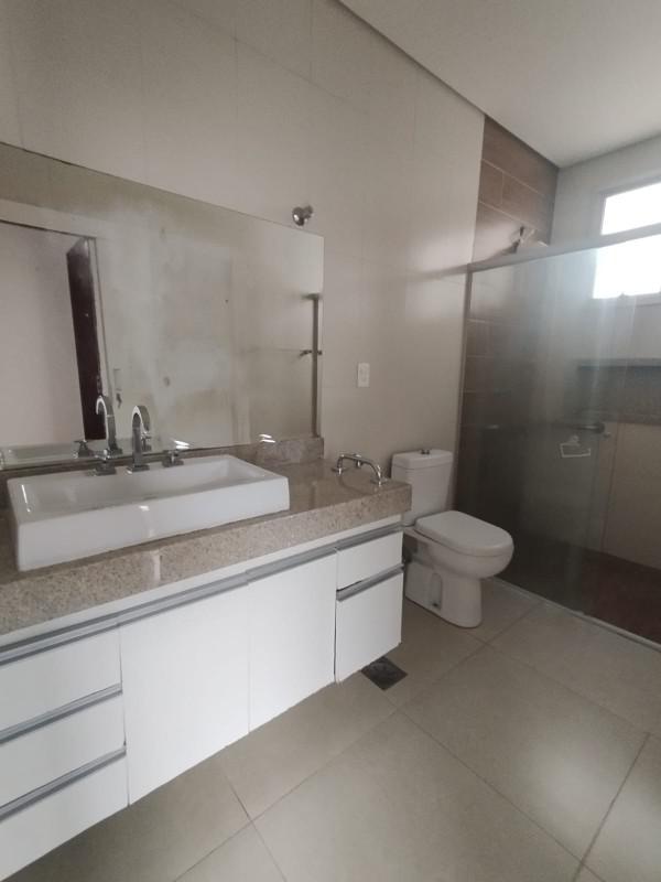 Casa, Cidade Nova, 4 Quartos, 4 Vagas, 1 Suíte