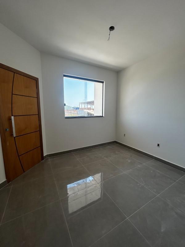 Casa, Masterville, 2 Quartos, 2 Vagas, 1 Suíte