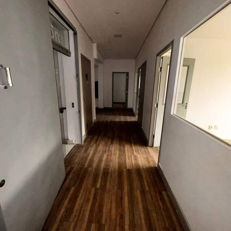 Andar, Estoril, 0 Quarto, 4 Vagas