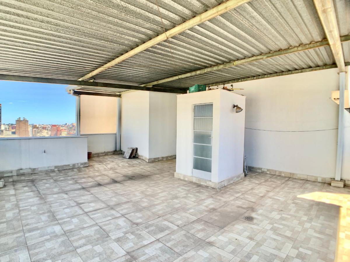 Cobertura, Centro, 2 Quartos, 1 Vaga