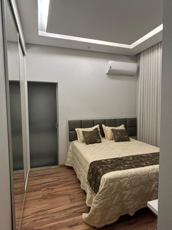 Casa, Castelo, 4 Quartos, 3 Vagas, 4 Suítes