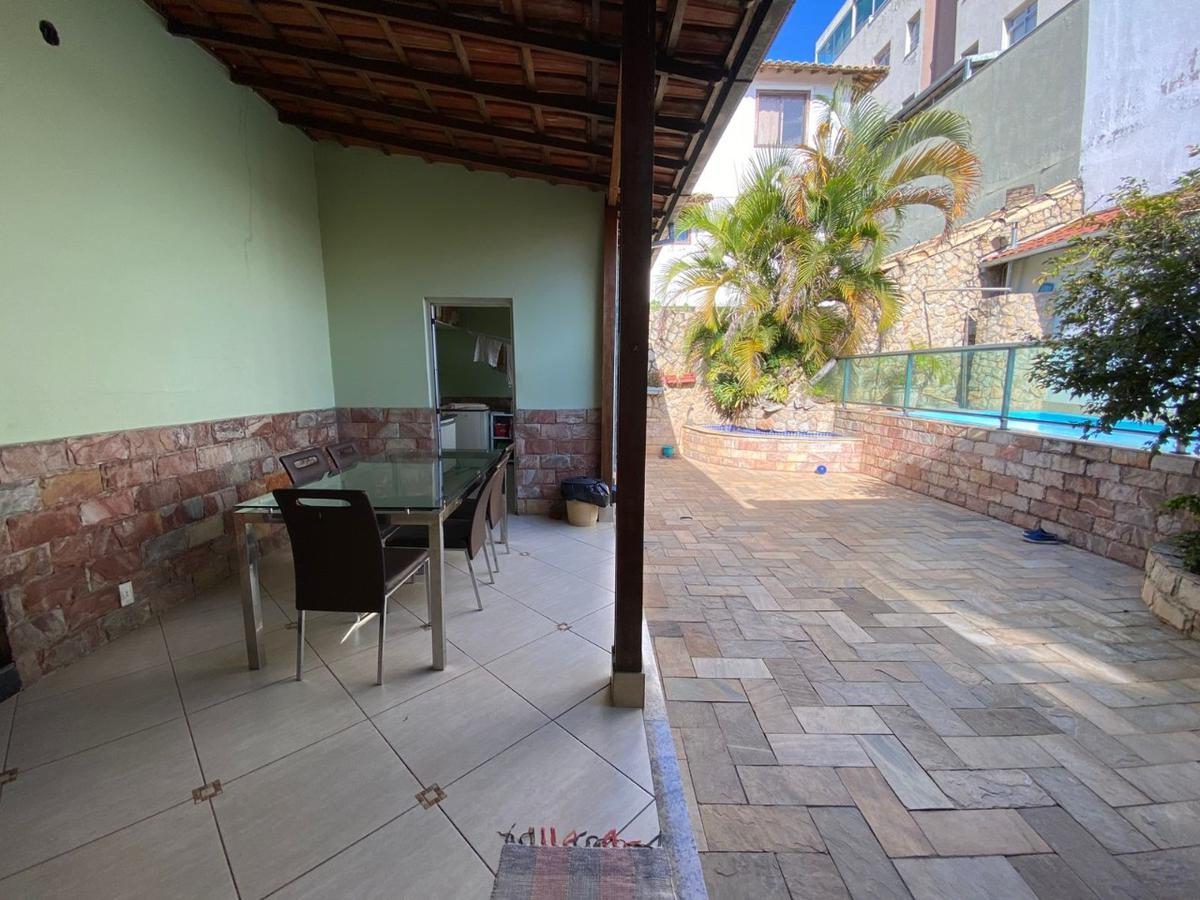Casa, João Pinheiro, 4 Quartos, 2 Vagas, 1 Suíte