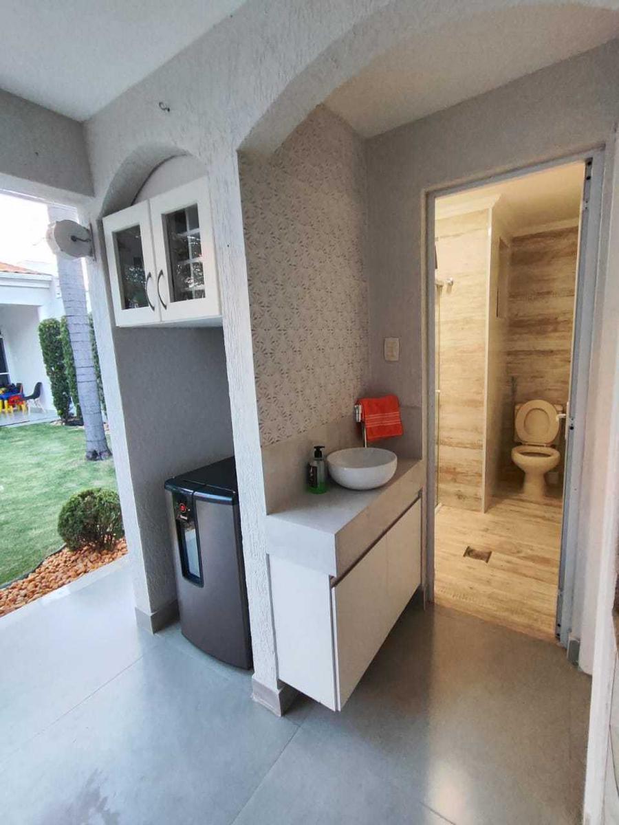 Casa, Castelo, 4 Quartos, 4 Vagas, 1 Suíte