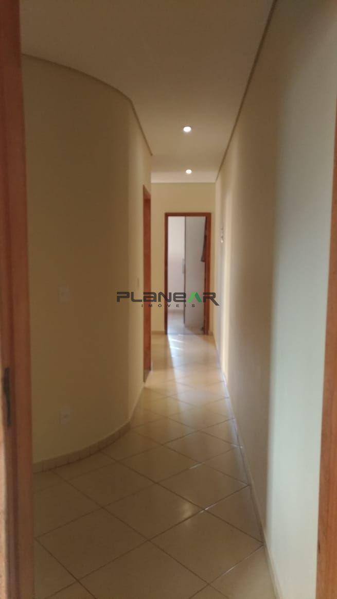 Casa, Jardim Riacho das Pedras, 4 Quartos, 2 Vagas, 1 Suíte