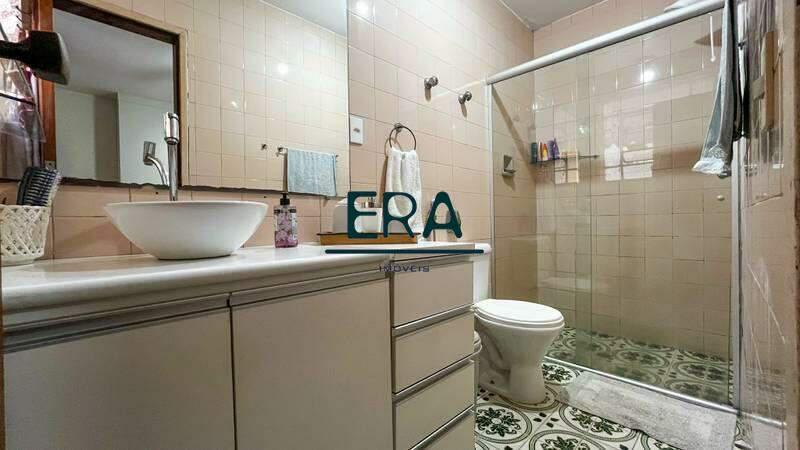 Casa, Serra, 4 Quartos, 2 Vagas, 2 Suítes