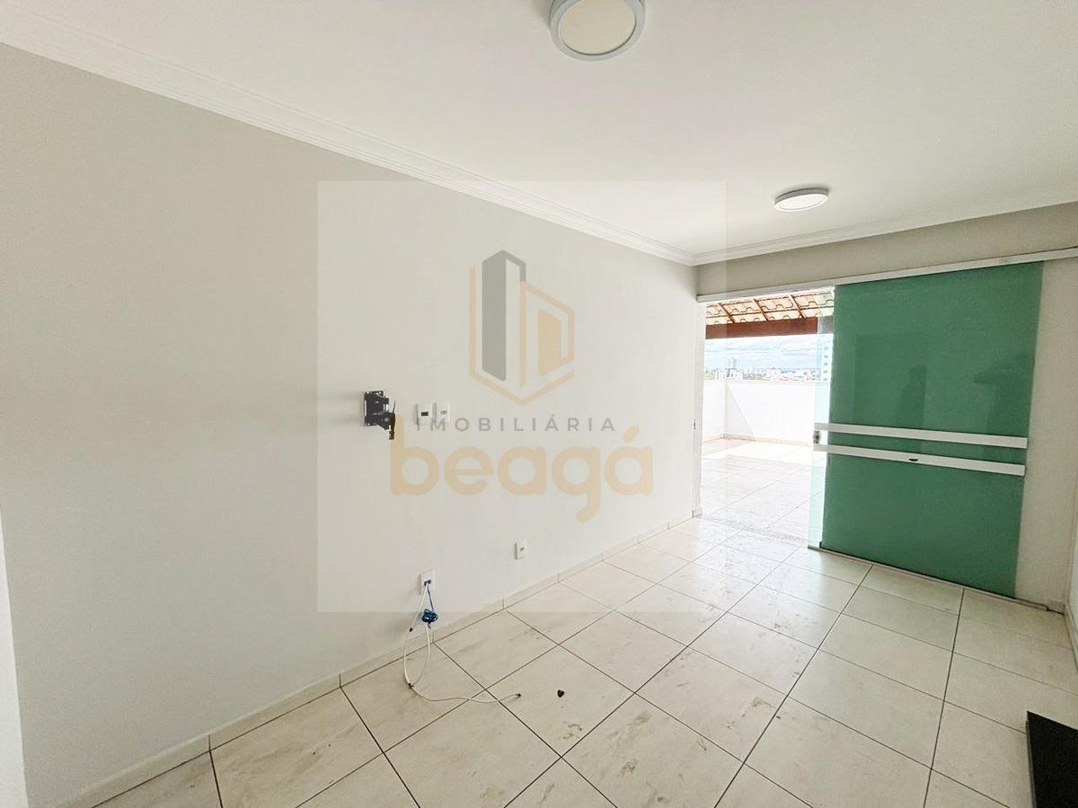 Cobertura, Castelo, 2 Quartos, 2 Vagas, 1 Suíte