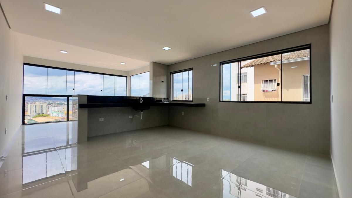 Casa, Heliópolis, 4 Quartos, 3 Vagas, 1 Suíte