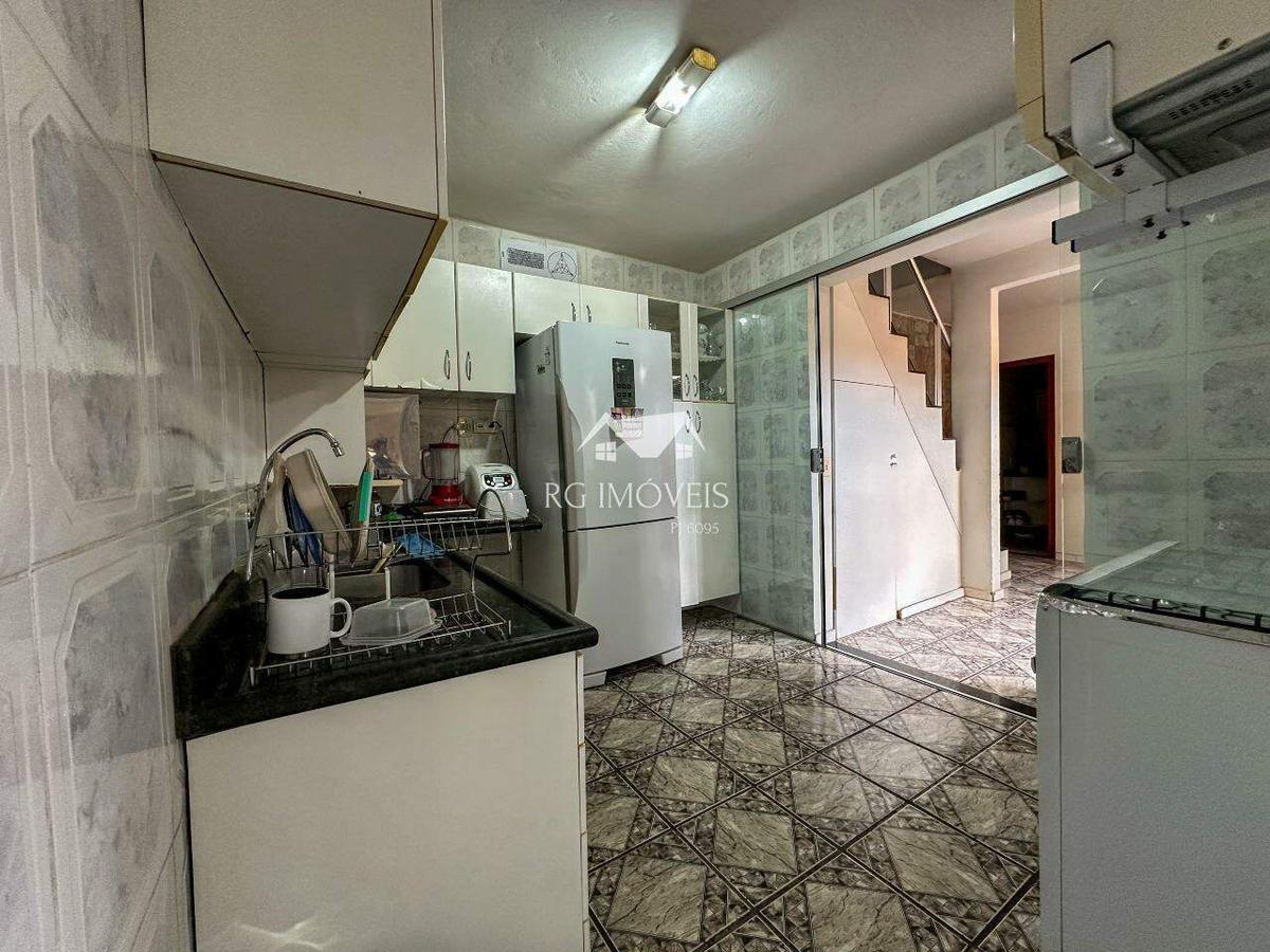 Casa, Conjunto Ademar Maldonado, 5 Quartos, 4 Vagas, 2 Suítes