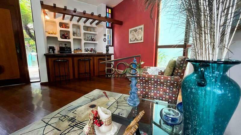 Casa, São Lucas, 4 Quartos, 5 Vagas, 4 Suítes