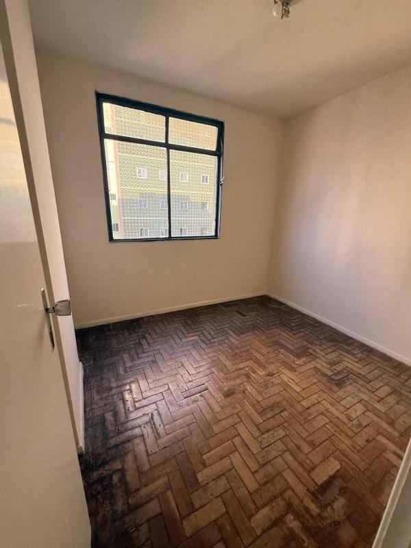 Apartamento, Centro, 2 Quartos, 0 Vaga