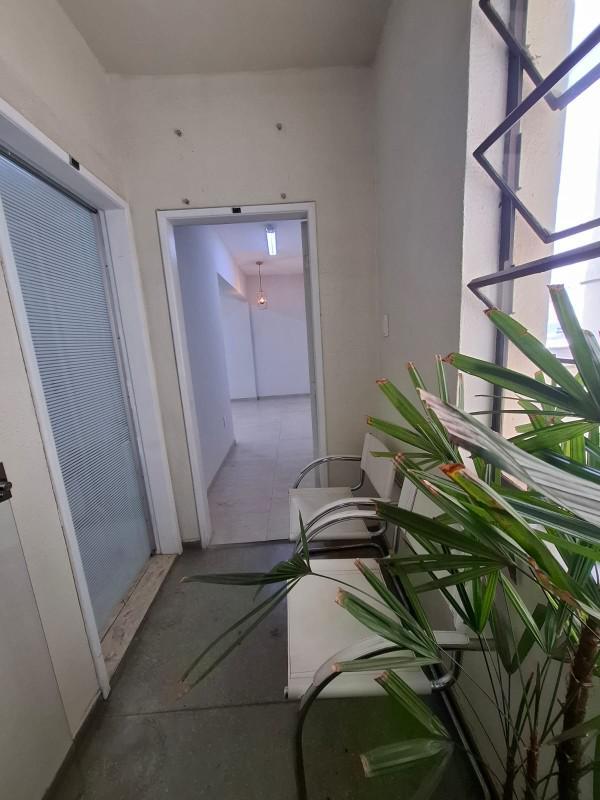 Sala, Barro Preto, 0 Quarto, 0 Vaga