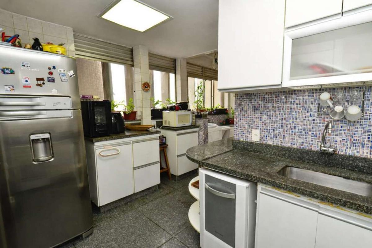 Apartamento, Funcionários, 4 Quartos, 3 Vagas, 1 Suíte