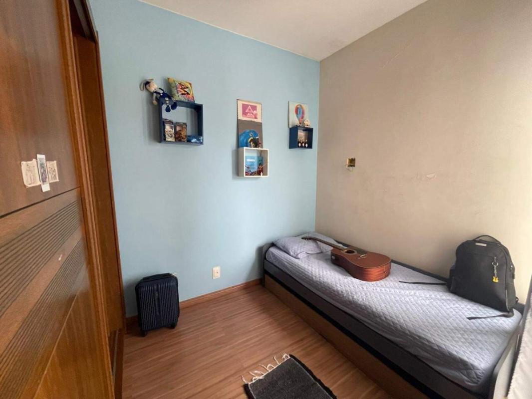 Casa, Araguaia, 4 Quartos, 2 Vagas, 1 Suíte