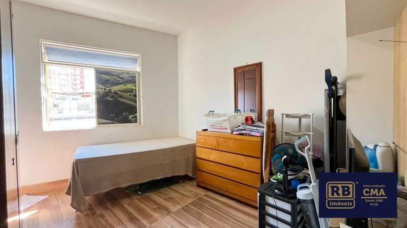 Apartamento, Floresta, 6 Quartos, 0 Vaga, 1 Suíte