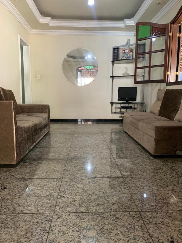 Casa, Santa Terezinha, 3 Quartos, 4 Vagas, 1 Suíte