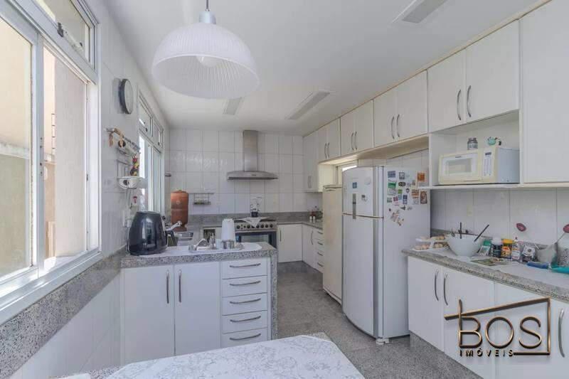 Casa, Santa Lúcia, 4 Quartos, 2 Vagas, 2 Suítes