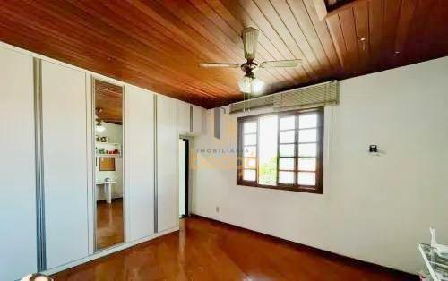 Casa, Nova Esperança, 4 Quartos, 4 Vagas, 2 Suítes