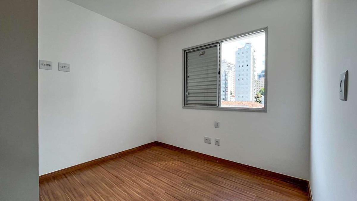 Apartamento, Serra, 2 Quartos, 2 Vagas, 1 Suíte