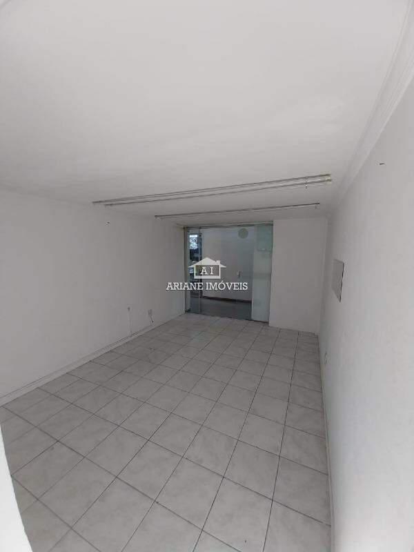 Andar, Centro, 0 Quarto, 0 Vaga
