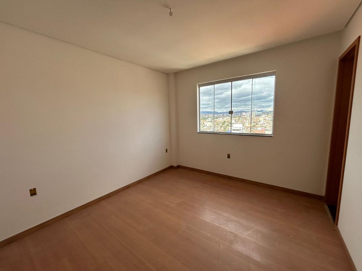 Cobertura, Santa Cruz Industrial, 3 Quartos, 3 Vagas, 1 Suíte