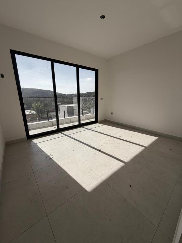 Casa, Masterville, 3 Quartos, 4 Vagas, 1 Suíte