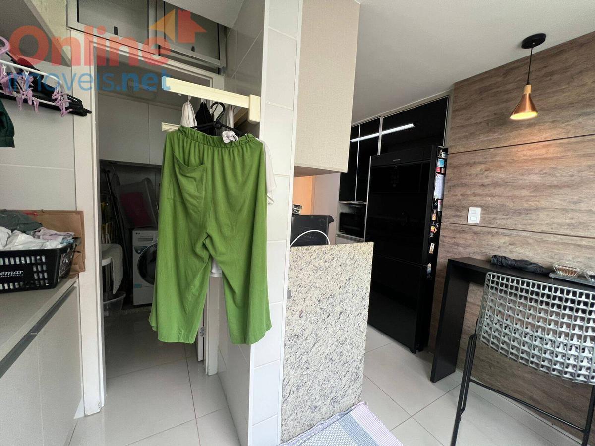 Apartamento, Sagrada Família, 3 Quartos, 0 Vaga, 1 Suíte