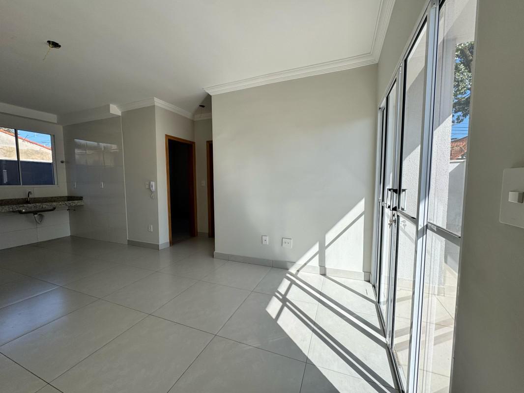 Apartamento, Santa Mônica, 2 Quartos, 1 Vaga