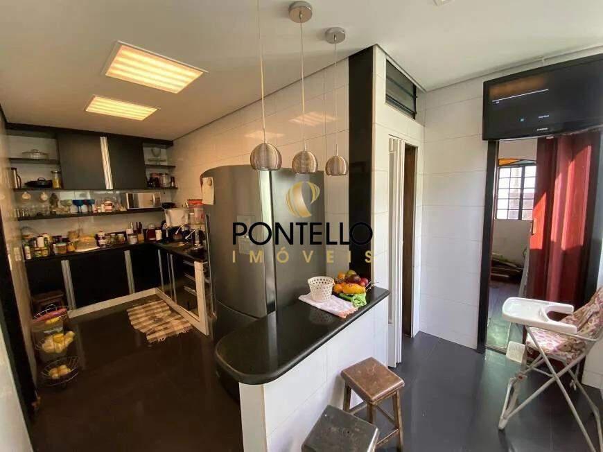 Casa, Planalto, 4 Quartos, 4 Vagas, 2 Suítes