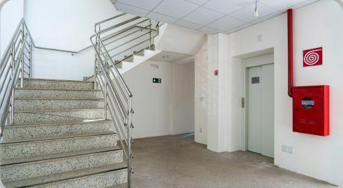 Andar, Prado, 0 Quarto, 11 Vagas