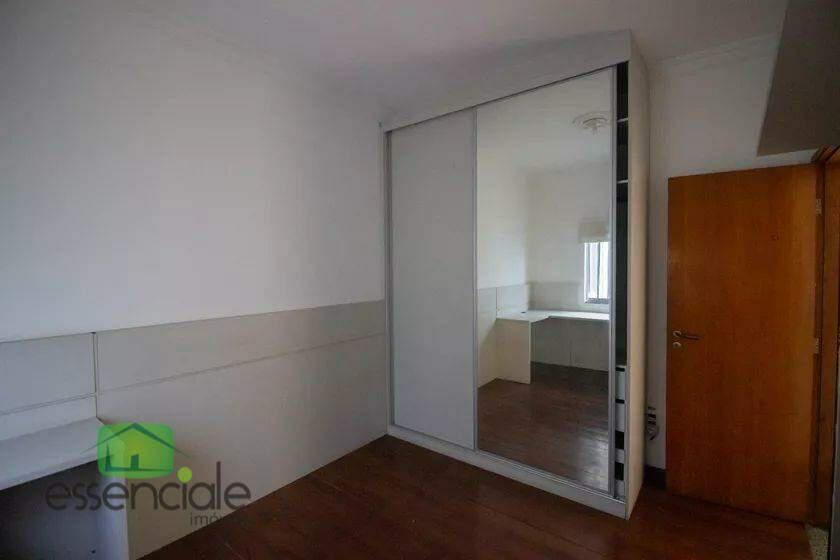 Casa, Europa, 3 Quartos, 6 Vagas, 1 Suíte