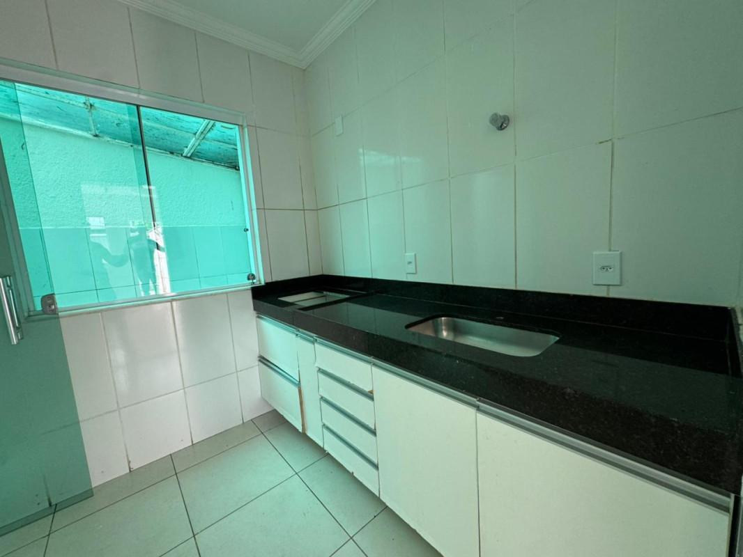Casa, Primeiro de Maio, 2 Quartos, 1 Vaga