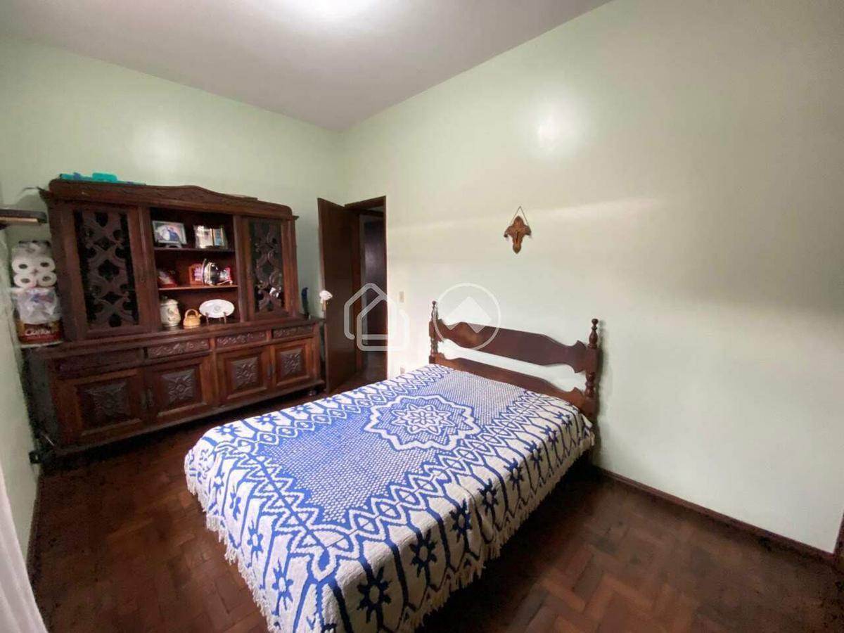 Casa, Dom Bosco, 3 Quartos, 8 Vagas