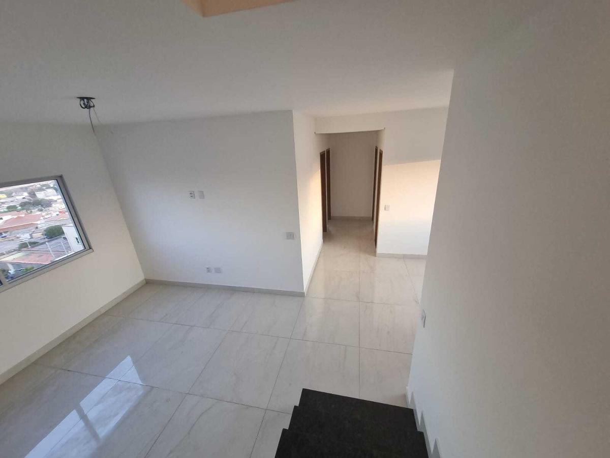 Cobertura, Jardim Industrial, 3 Quartos, 2 Vagas, 1 Suíte