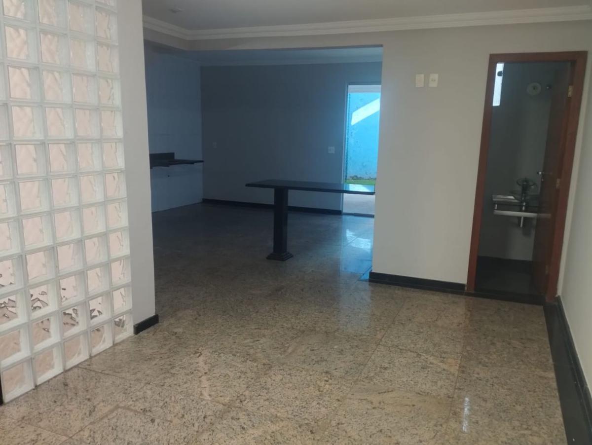Casa, Nova Floresta, 3 Quartos, 3 Vagas, 1 Suíte