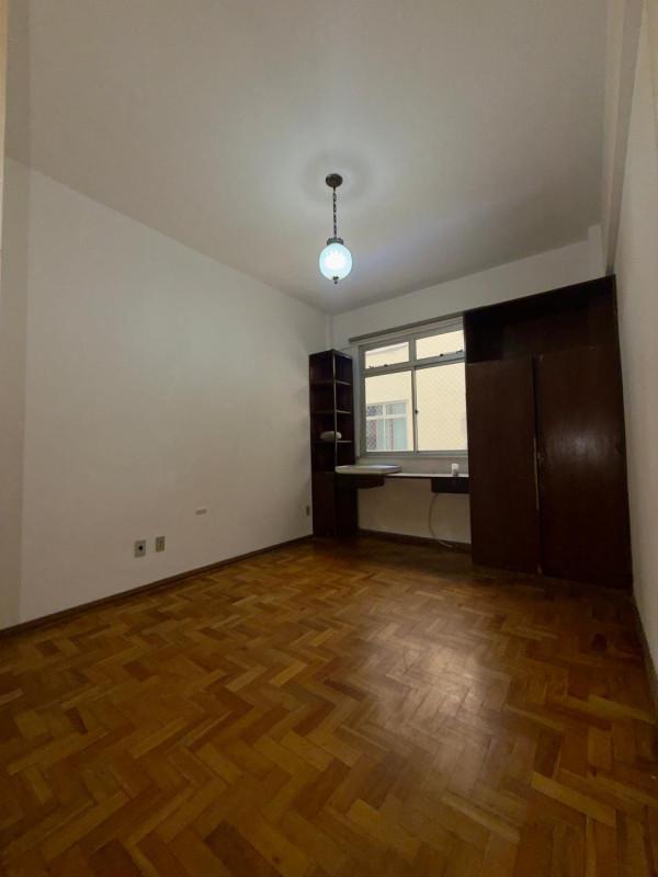 Apartamento, Centro, 2 Quartos, 0 Vaga