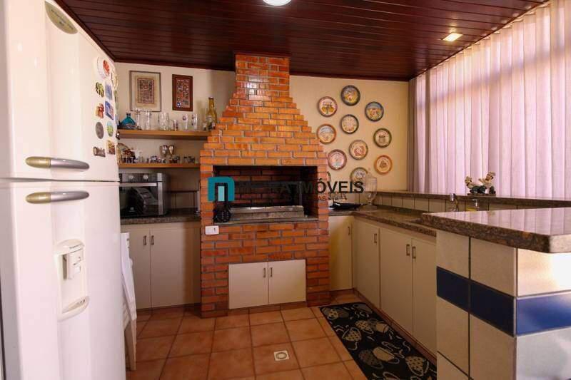 Cobertura, Sagrada Família, 5 Quartos, 2 Vagas, 2 Suítes