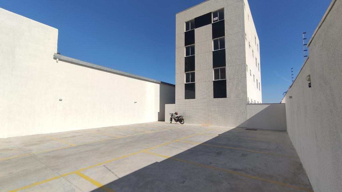 Quitinete, União, 1 Quarto, 1 Vaga