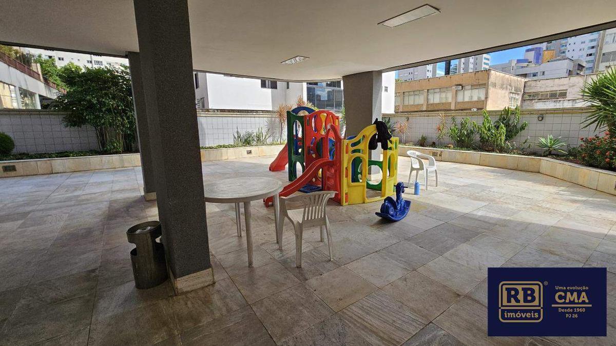 Apartamento, Funcionários, 4 Quartos, 2 Vagas, 1 Suíte