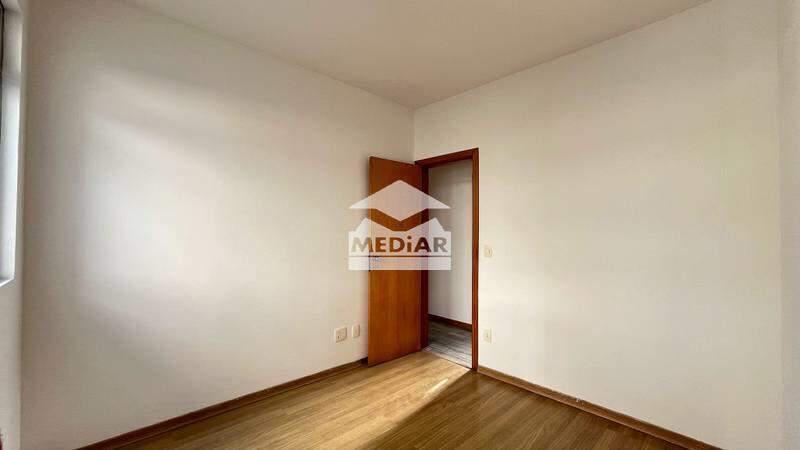 Apartamento, Castelo, 3 Quartos, 2 Vagas, 1 Suíte