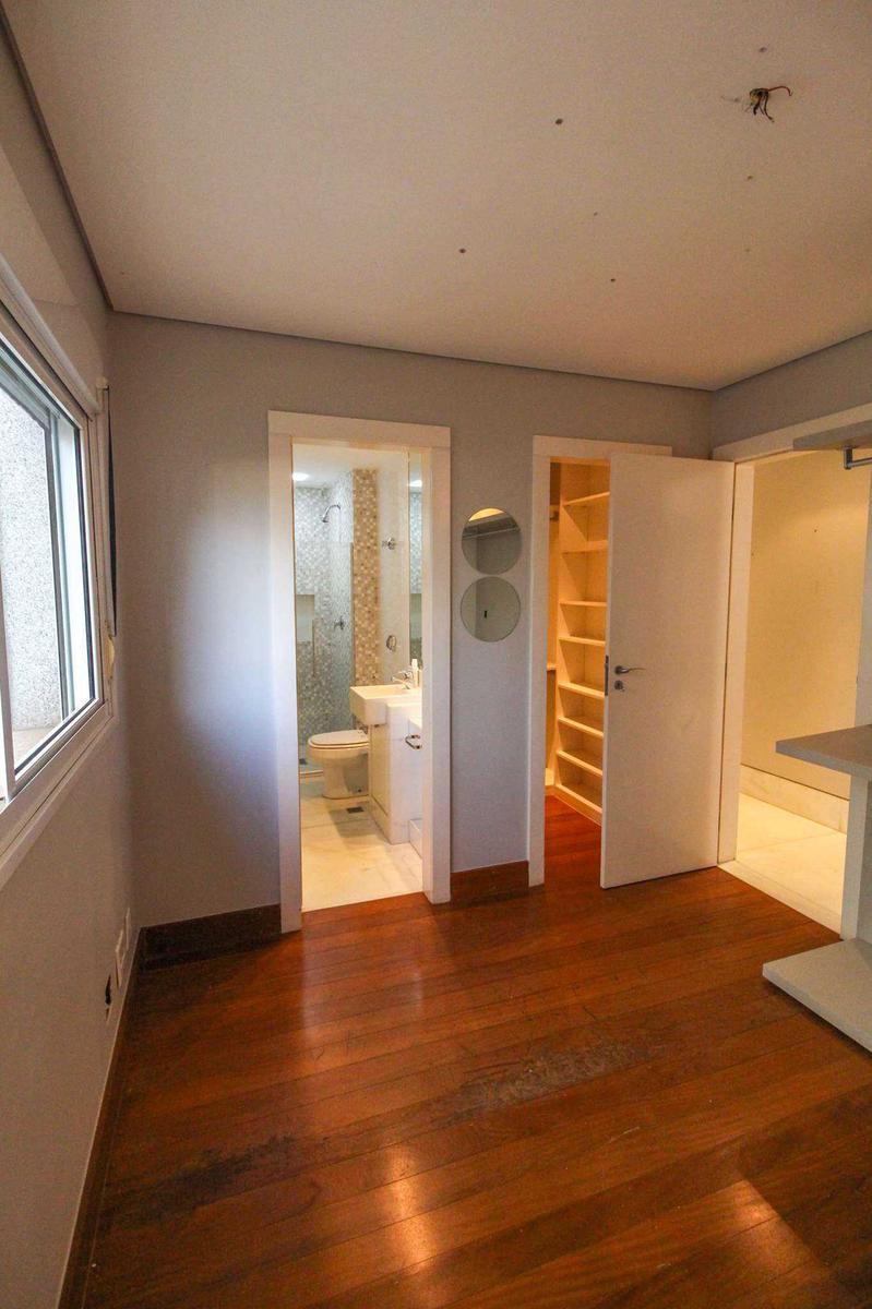 Cobertura, Serra, 4 Quartos, 6 Vagas, 2 Suítes