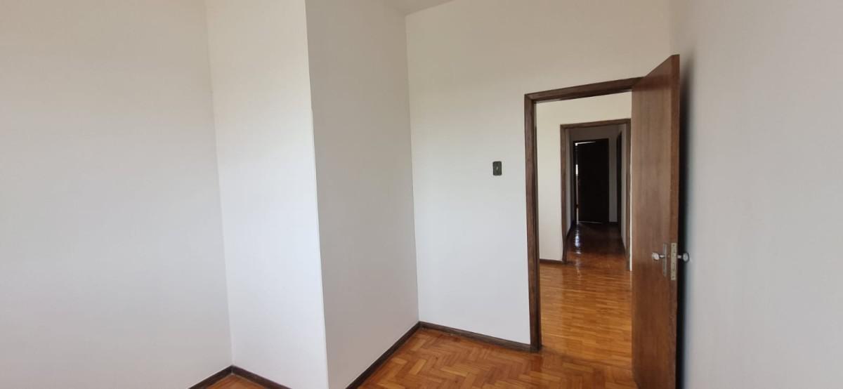 Casa, Santa Inês, 5 Quartos, 3 Vagas, 1 Suíte