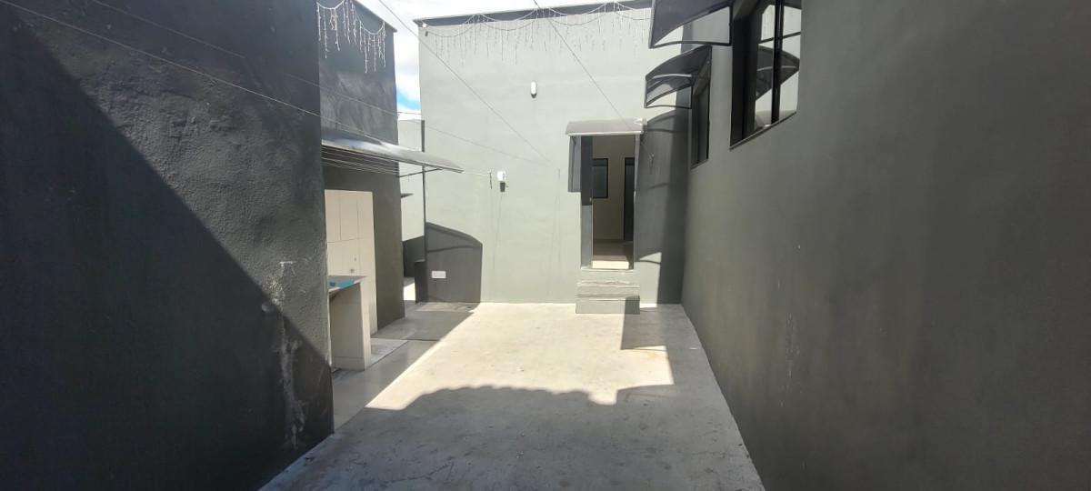 Casa, Vila Clóris, 3 Quartos, 2 Vagas, 1 Suíte