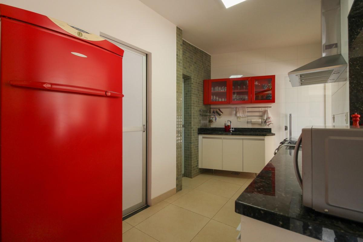 Casa, Vila Clóris, 4 Quartos, 3 Vagas, 1 Suíte