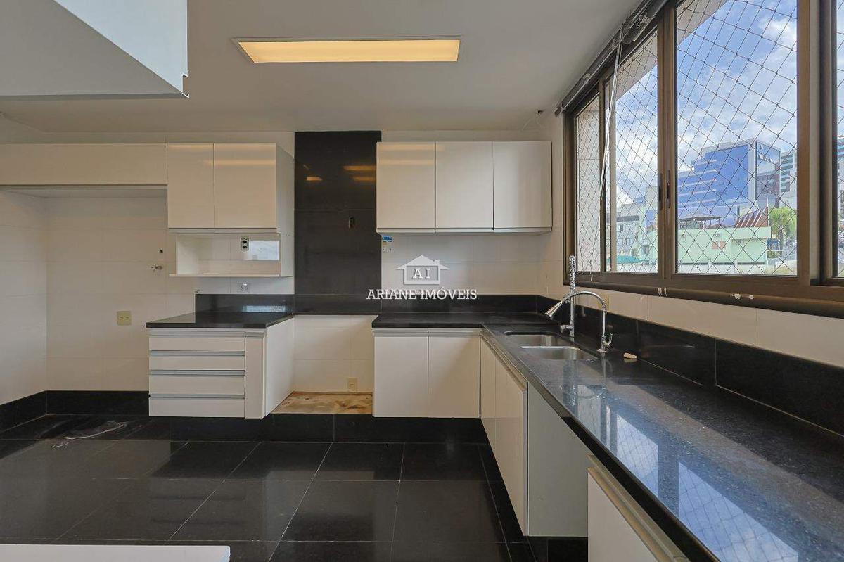 Apartamento, Santa Lúcia, 3 Quartos, 4 Vagas, 3 Suítes