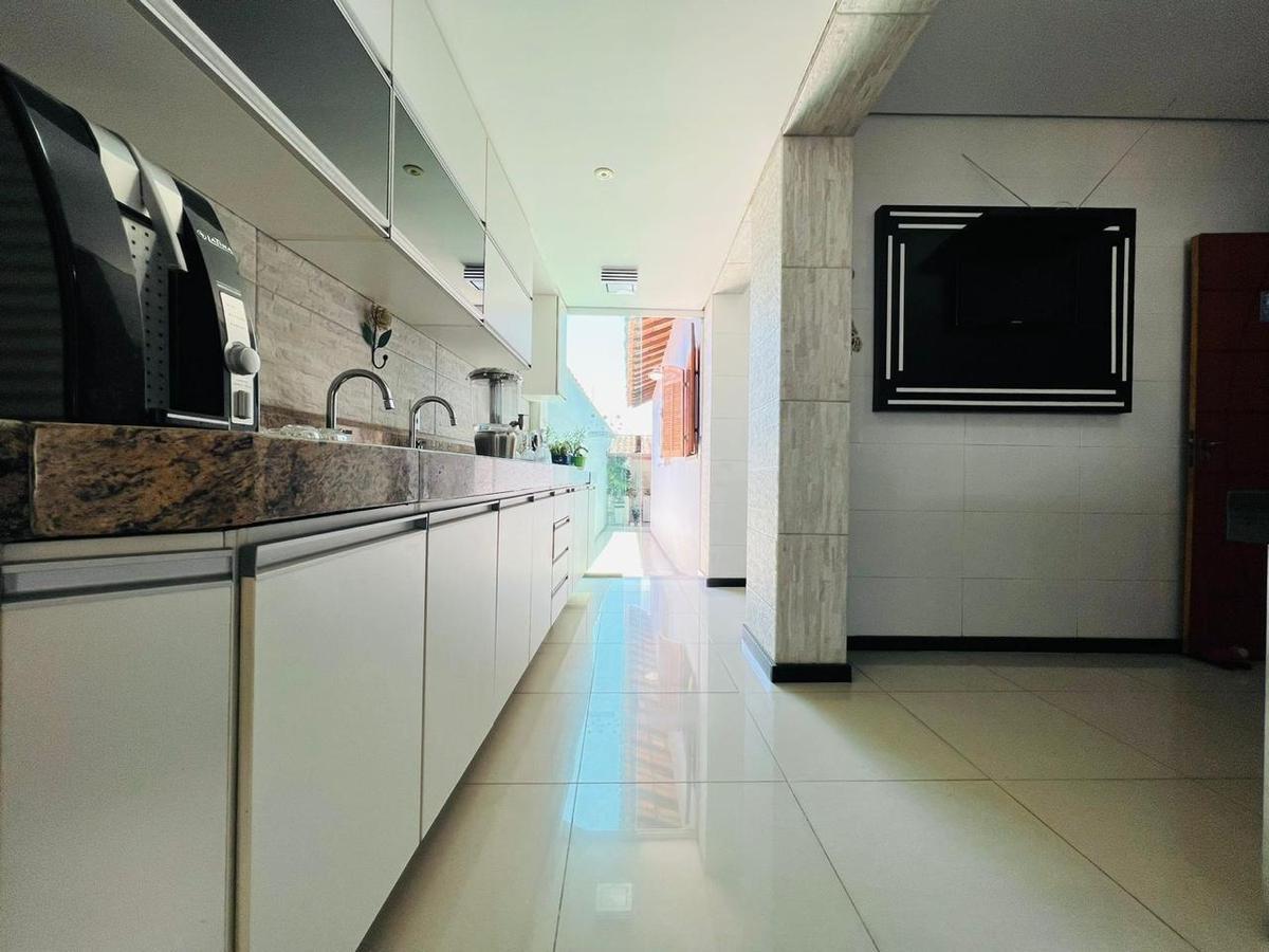 Casa, Santa Amélia, 4 Quartos, 4 Vagas, 2 Suítes