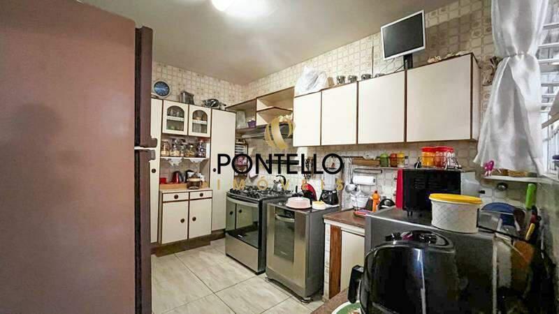 Casa, Cidade Nova, 7 Quartos, 2 Vagas, 1 Suíte