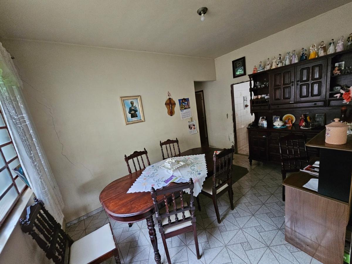 Casa, Dona Clara, 3 Quartos, 4 Vagas, 1 Suíte
