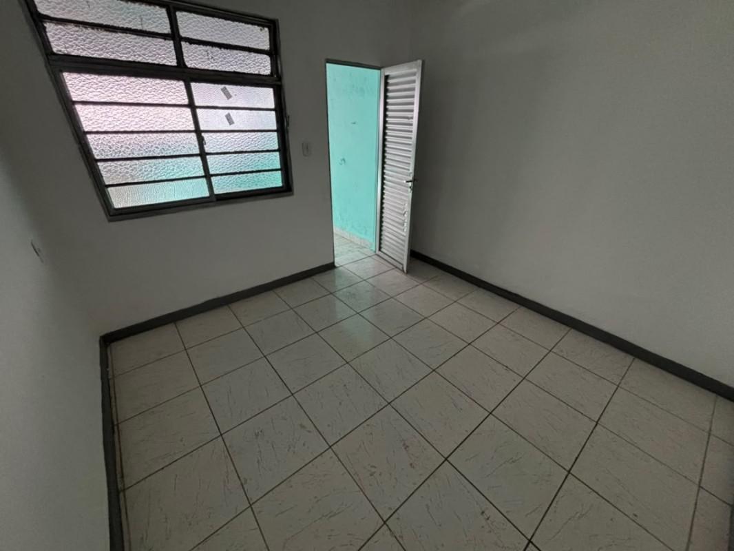 Casa, Sagrada Família, 4 Quartos, 0 Vaga
